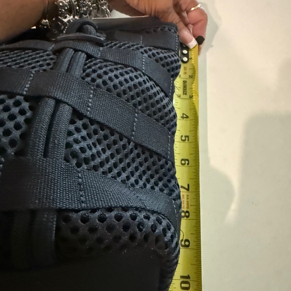 Nike Black Mesh Tote Bag - Picture 10 of 13